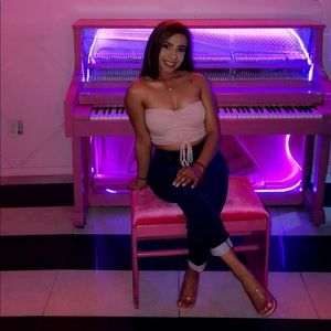 Meet your Posher, Sofia